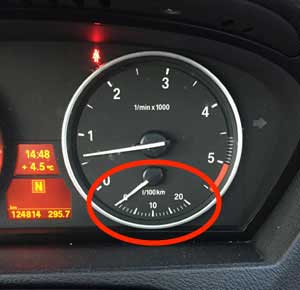 Image of fuel consumption meter